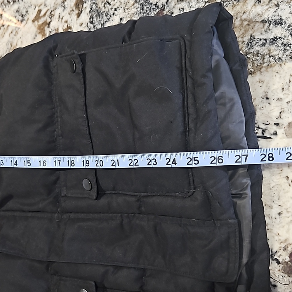 Old Navy Black Puffer Vest, men’s size L - Picture 5 of 5